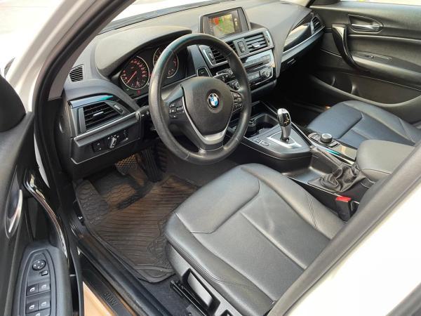 BMW 120i LCI 1.6 AT año 2017