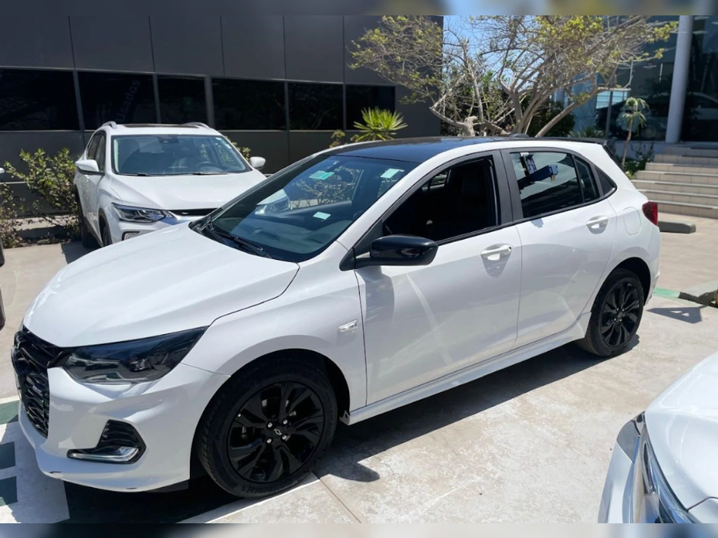 Chevrolet Onix 1.0T LT R 4X2 HB MT 5P