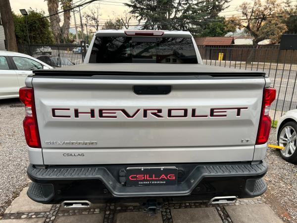 Chevrolet Silverado Z71 TRAIL BOSS 5.3 4X4 año 2019