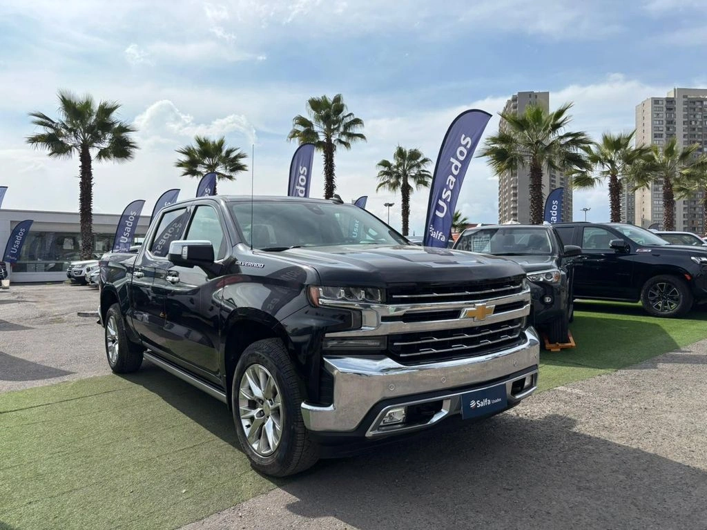 Chevrolet Silverado 5.3 LTZ 4X4 AT 4P
