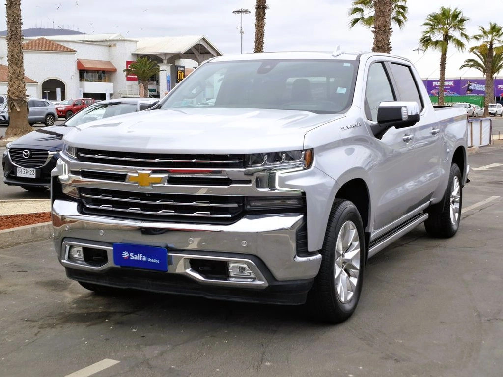 Chevrolet Silverado DCAB 4X4 SOHC 5.3