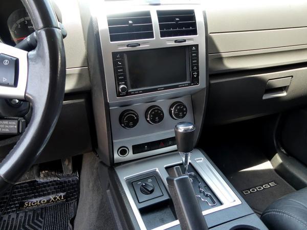 Dodge Nitro SLT 4X4 3.7 año 2012
