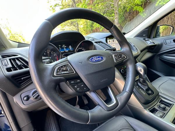Ford Escape TITANIUM AWD 2.0 ECOBOOST año 2020
