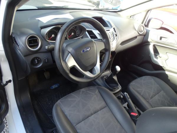 Ford Fiesta MT año 2014