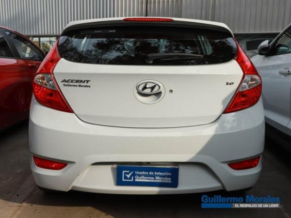 Hyundai Accent RB 1.6 GL (T) año 2018