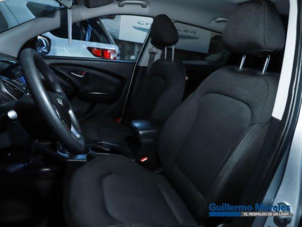 Hyundai Tucson NEW GL 2.0 año 2015