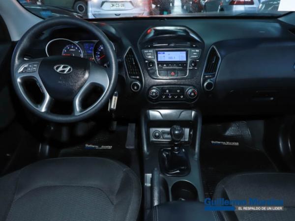 Hyundai Tucson NEW GL 2.0 año 2015