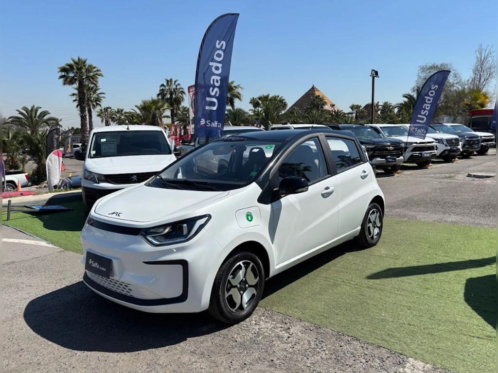 Jac E-JS1 LUXURY 4X2 AT 5P