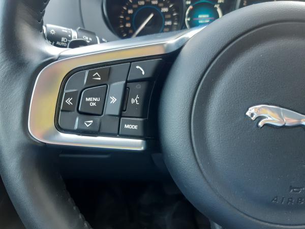 Jaguar F-Pace 2.0 4WD año 2020