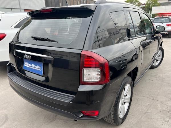 Jeep Compass SPORT 4X4 2.4 AT año 2015