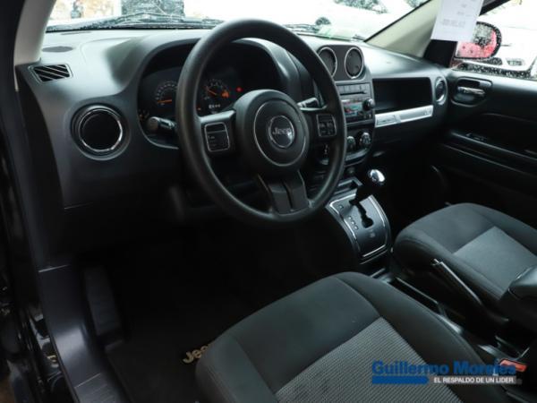 Jeep Compass SPORT 4X4 2.4 AT año 2017