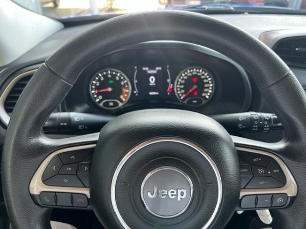 Jeep Renegade SPORT 4X2 LX MT año 2018
