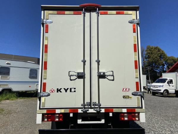 KYC X5 CARGO BOX 1700 KG año 2024