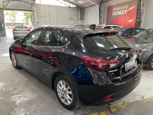 Mazda 3 V 2.0 año 2015