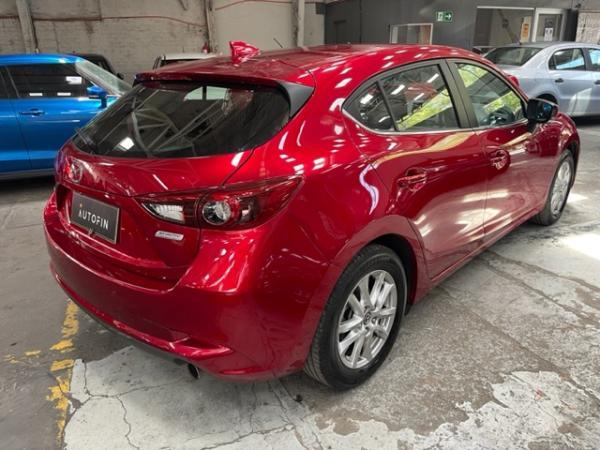 Mazda 3 V HB 2.0 año 2019