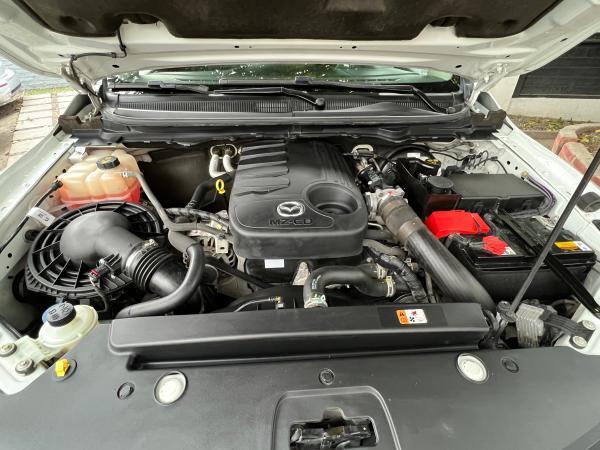 Mazda BT-50 SDX 4X4 3.2 año 2019
