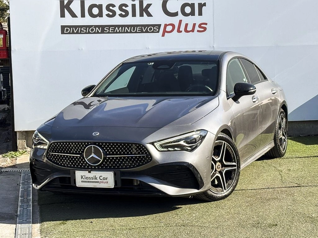Mercedes-Benz CLA AMG LINE