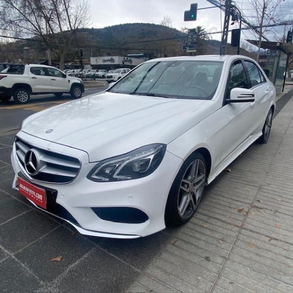 Mercedes-Benz E250 2.0 Turbo.