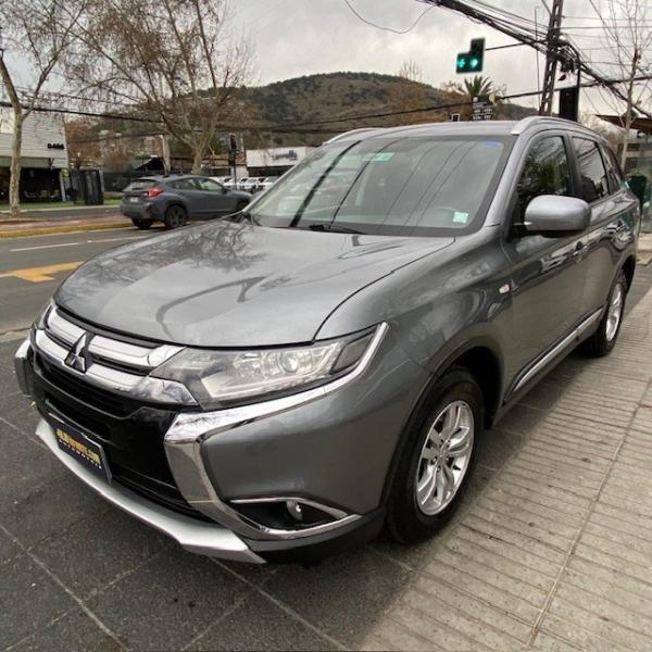 Mitsubishi Outlander 2.0 4X2 Automática