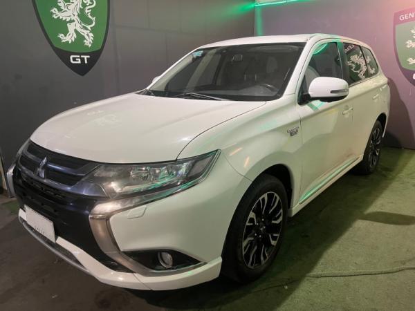 Mitsubishi Outlander 4x4 2.0 PHEV