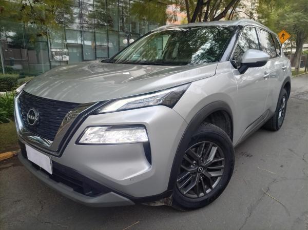 Nissan X-Trail 2.5 CVT 2WD 7P