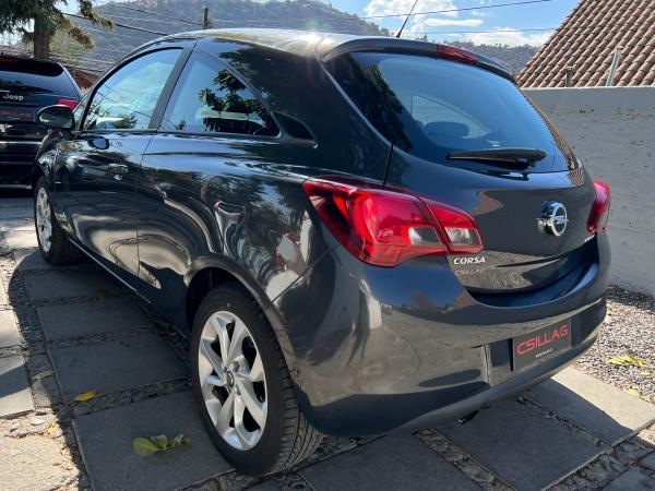 Opel Corsa ENJOY 1.4 TURBO año 2017