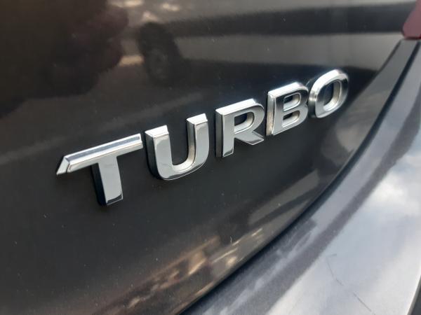 Opel Insignia COSMO II 1.6 TURBO AT año 2015