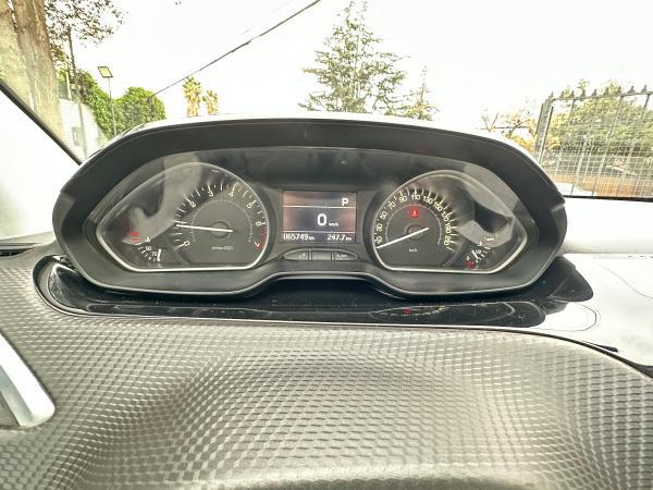 Peugeot 208 GT Line Turbo año 2017