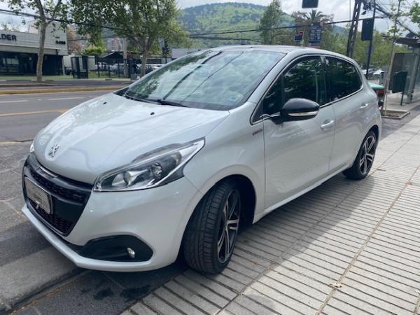 Peugeot 208 GT LINE 1.2