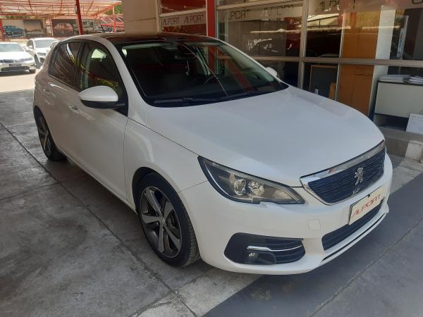 Peugeot 308 ALLURE BLUE HDI 1.5 AT año 2021