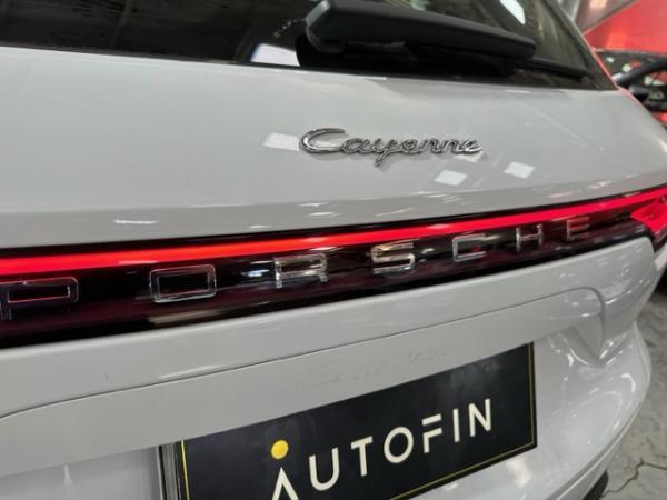 Porsche Cayenne V6 E2 año 2019