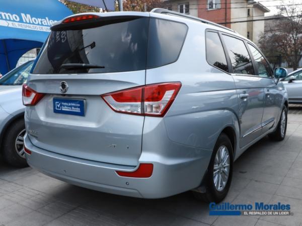 Ssangyong Stavic 2.2 MT 4X2 año 2017