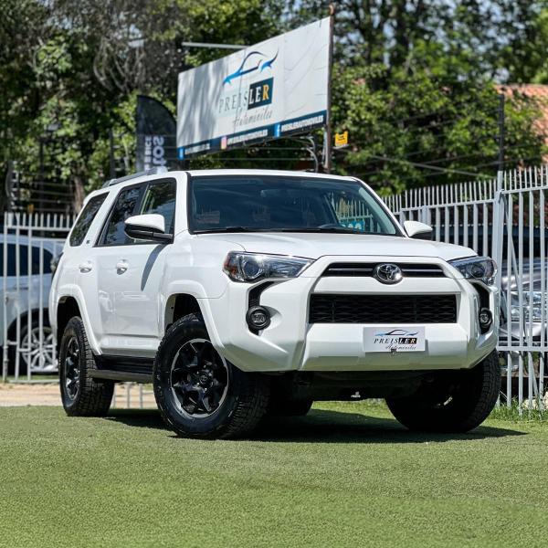 Toyota 4Runner SR5 4.0 AT 4X2