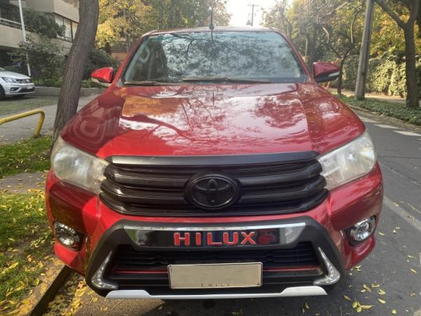 Toyota Hilux SR 4x2 año 2016