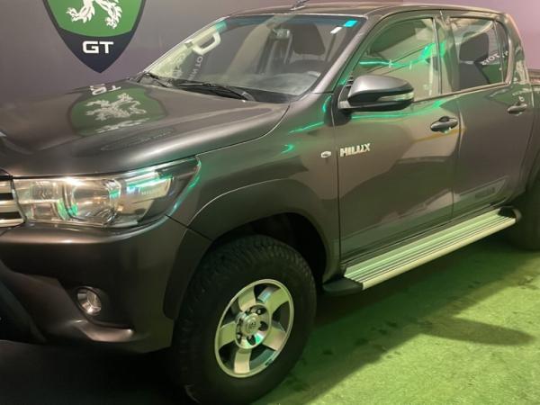 Toyota Hilux DX 4X4 2.4 año 2018