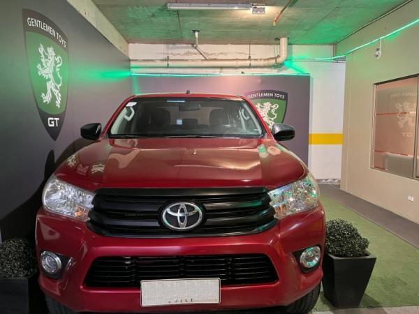 Toyota Hilux DX 4X2 2.4 año 2019