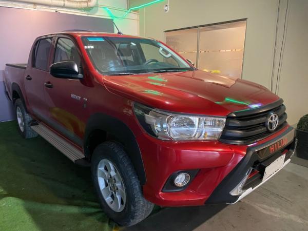 Toyota Hilux DX 4X4 2.4 año 2019
