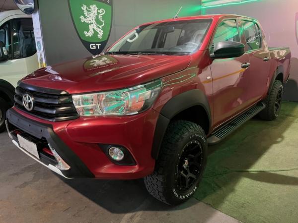 Toyota Hilux 4X4 2.4