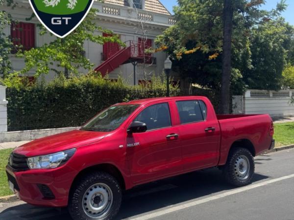 Toyota Hilux DX 4X4 2.4