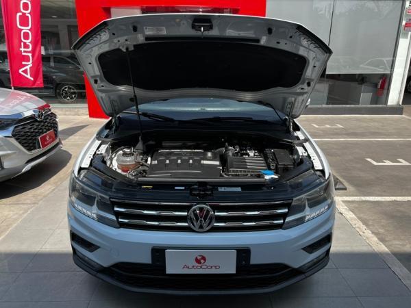 Volkswagen Tiguan COMFORTLINE 2.0 TDI 4 MOT año 2019