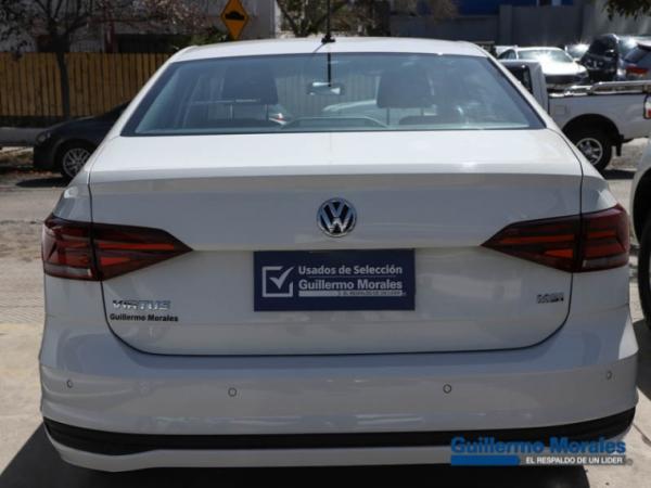Volkswagen Virtus Virturs Comfortline 1.6 M año 2022